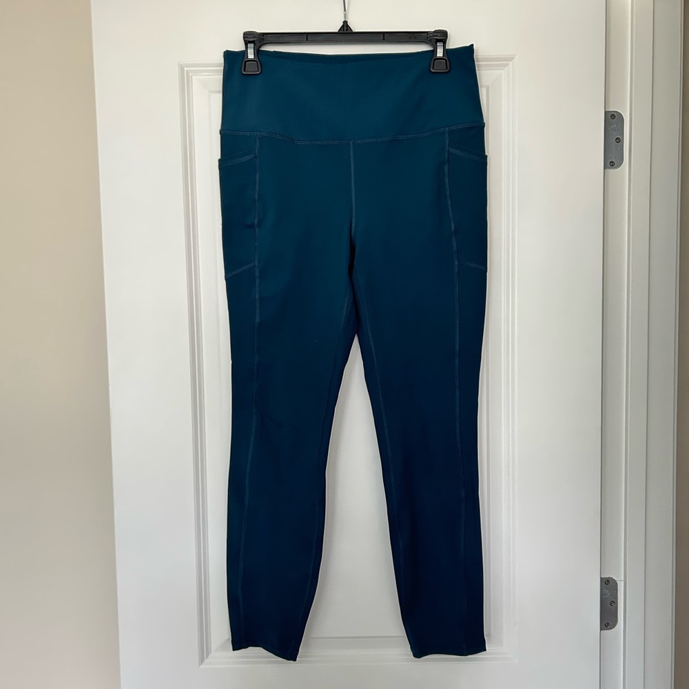 RBX Women’s 7/8 Legging with Pockets - Teal - Size L
